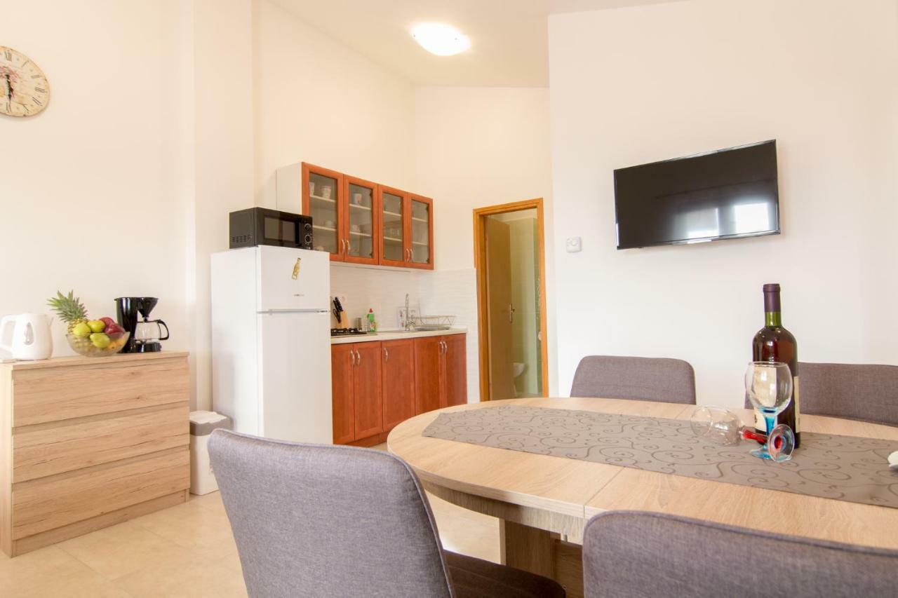 וודניאן Apartman Nena מראה חיצוני תמונה