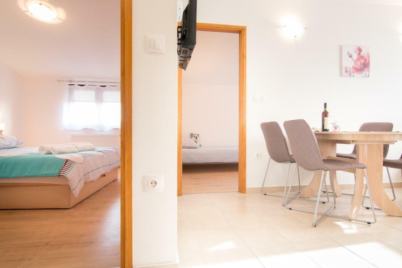 וודניאן Apartman Nena מראה חיצוני תמונה