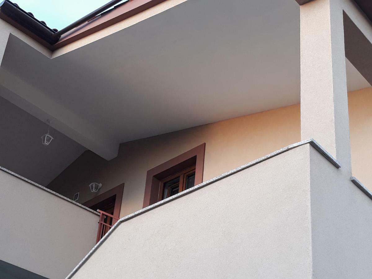 וודניאן Apartman Nena מראה חיצוני תמונה